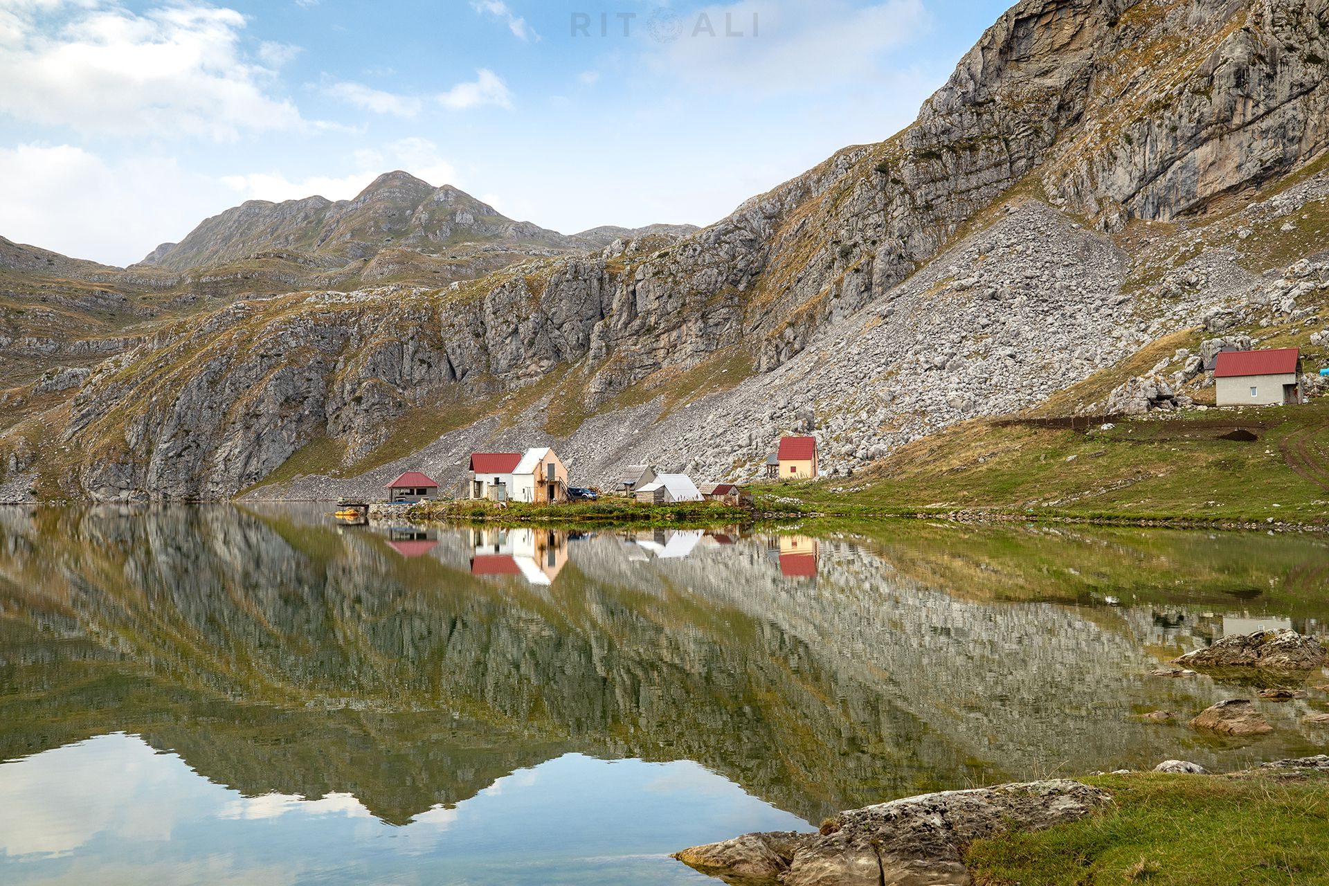MORAČKE PLANINE. LUKAVICA. KAPETANOVO JEZERO