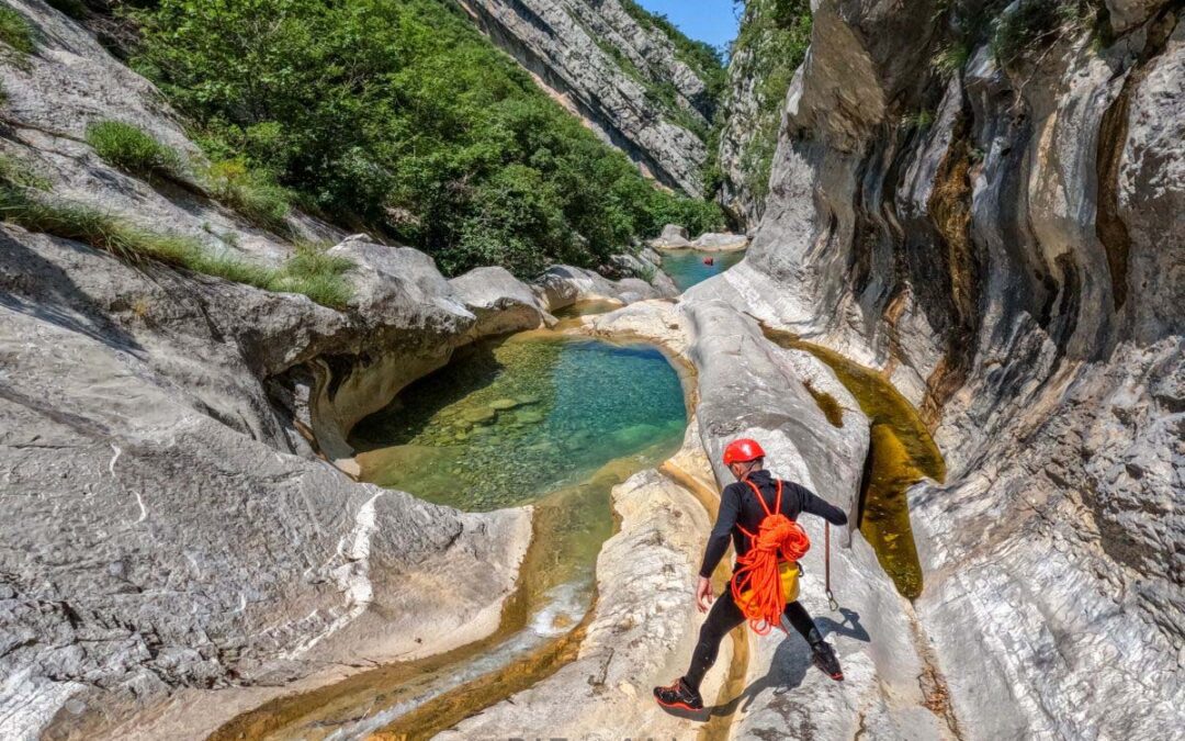 KANJON VRUĆE REKE. PLANINA RUMIJA