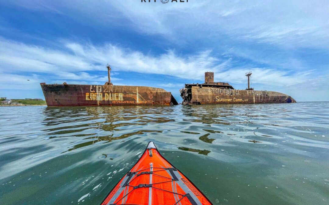 OLUPINA BRODA EVANGELIA . SELO COSTINESTI