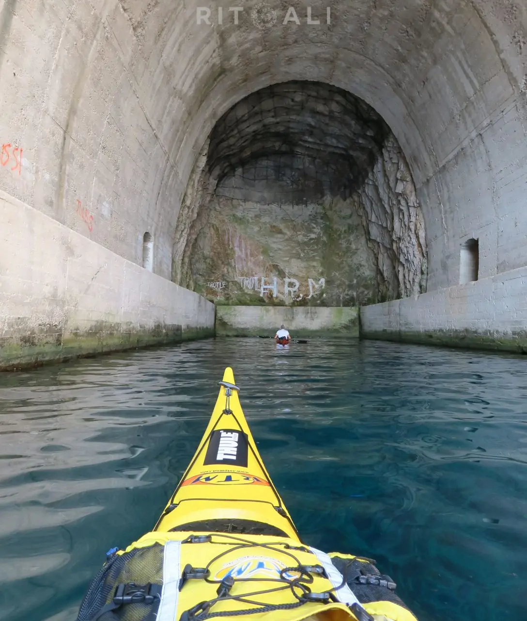 OTOK LASTOVO. ŠARENI UM U PARKU PRIRODE
