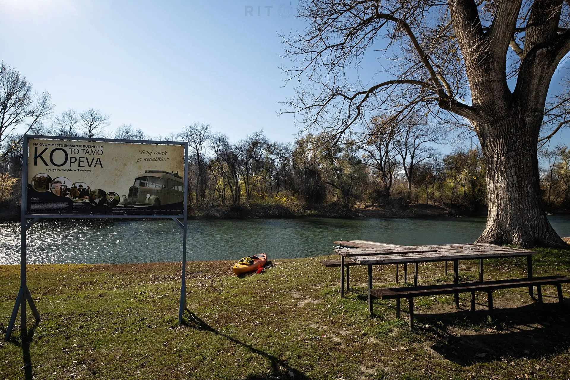 REKA TAMIŠ. GLOGONJ. JESEN NA KAJAKU