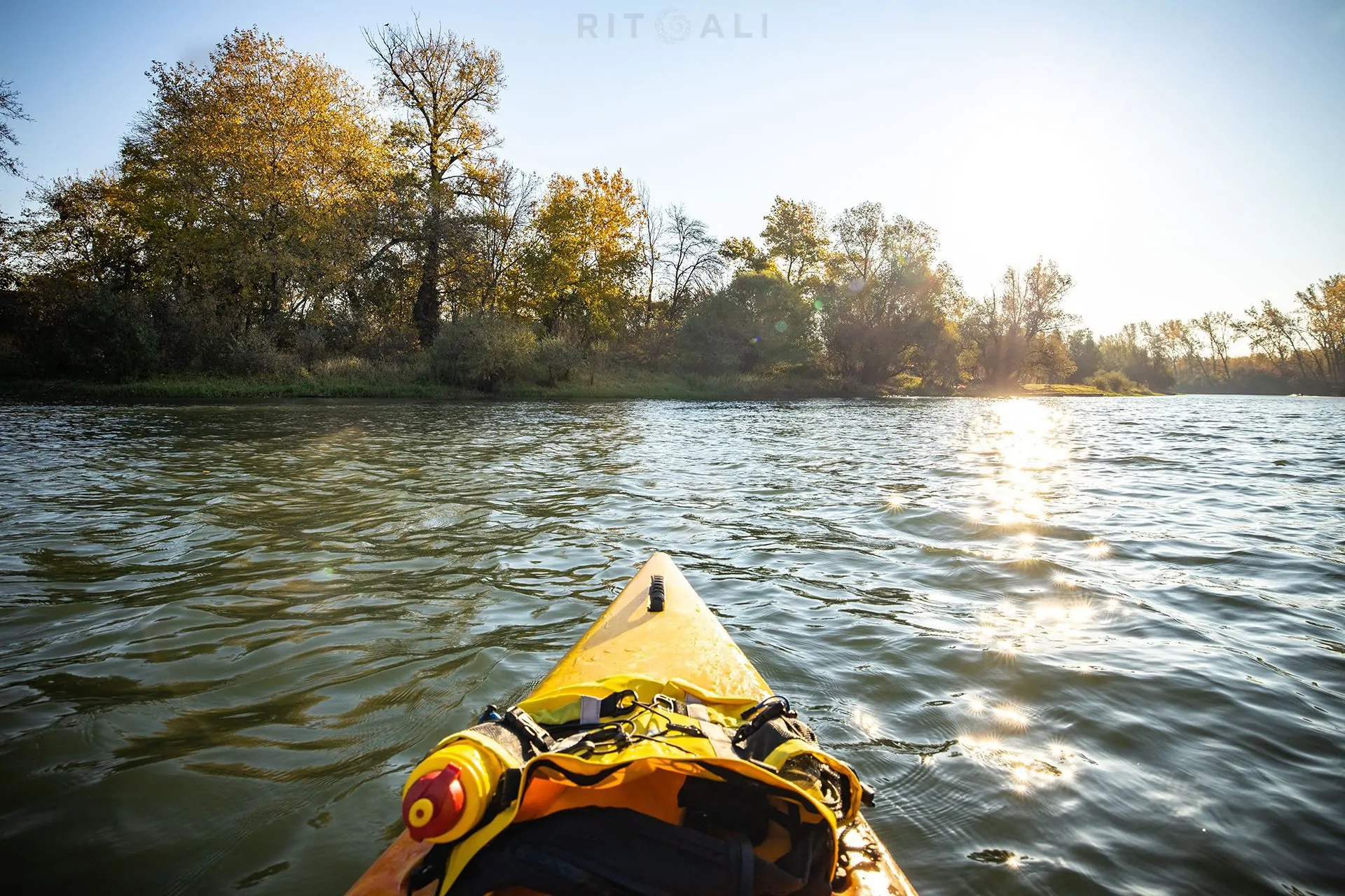 REKA TAMIŠ. GLOGONJ. JESEN NA KAJAKU