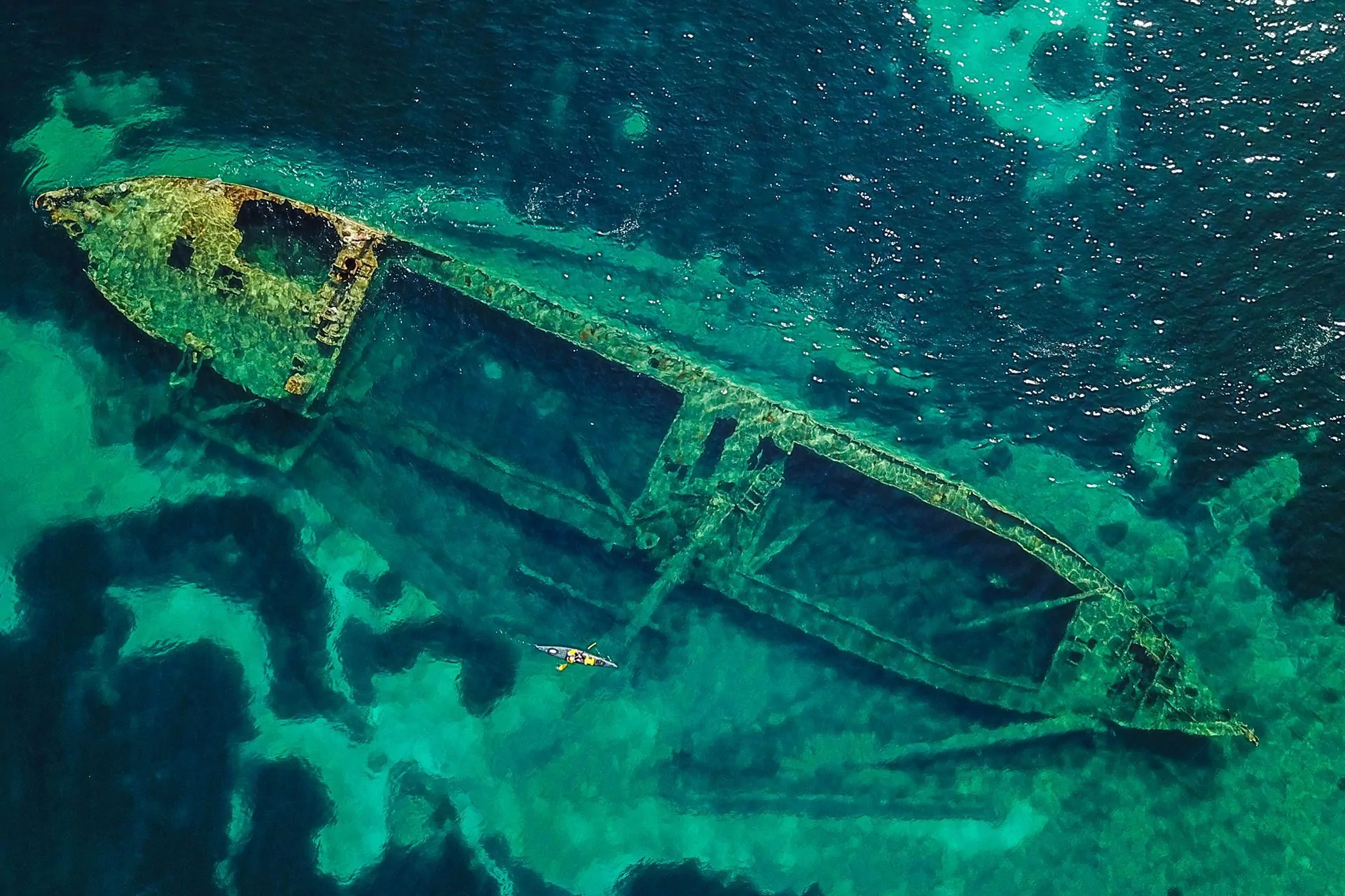 DUGI OTOK. PITORESKNA RAZNOLIKOST