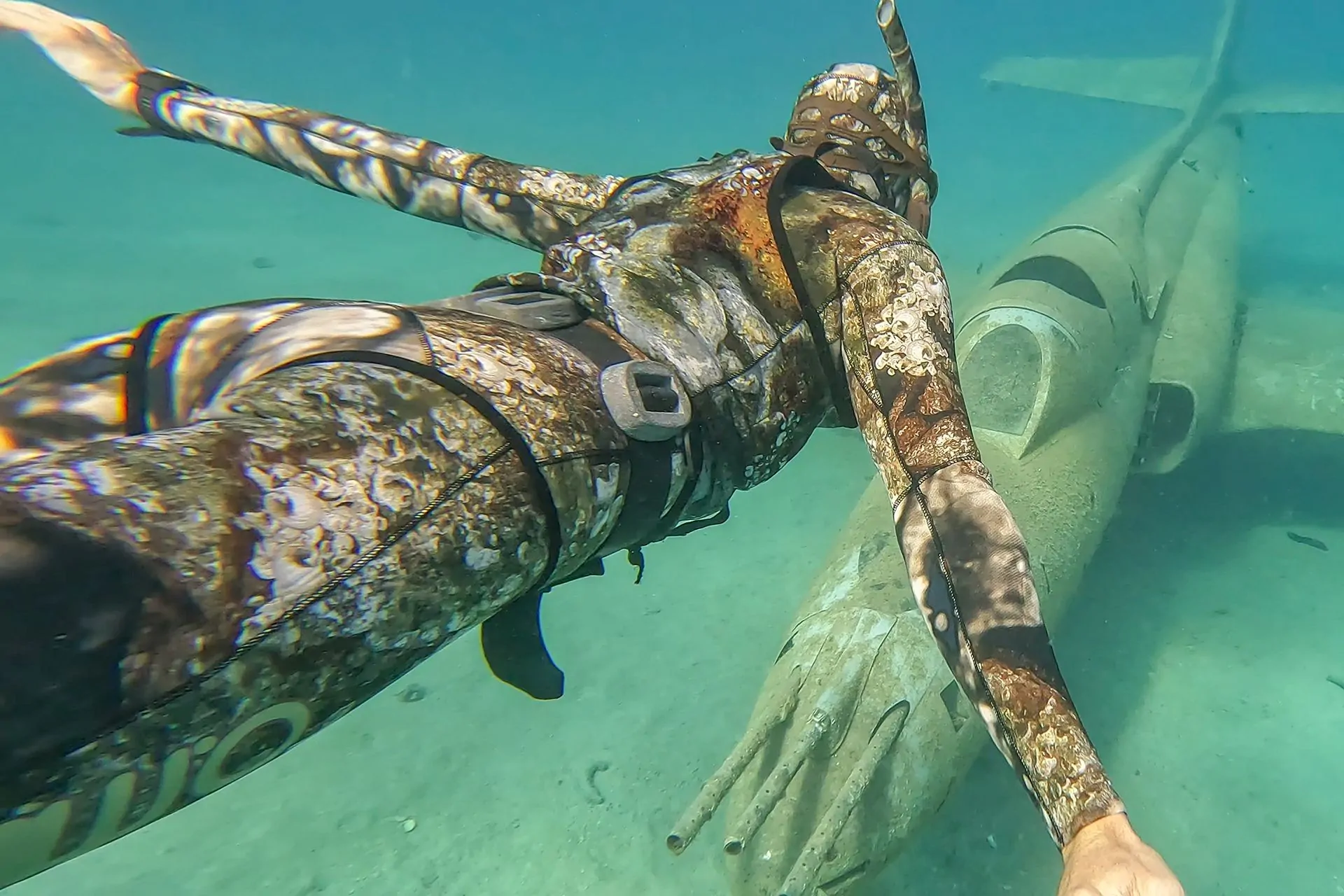 VIA CRUCIS. PODMORSKI MUZEJ KOD TROGIRA