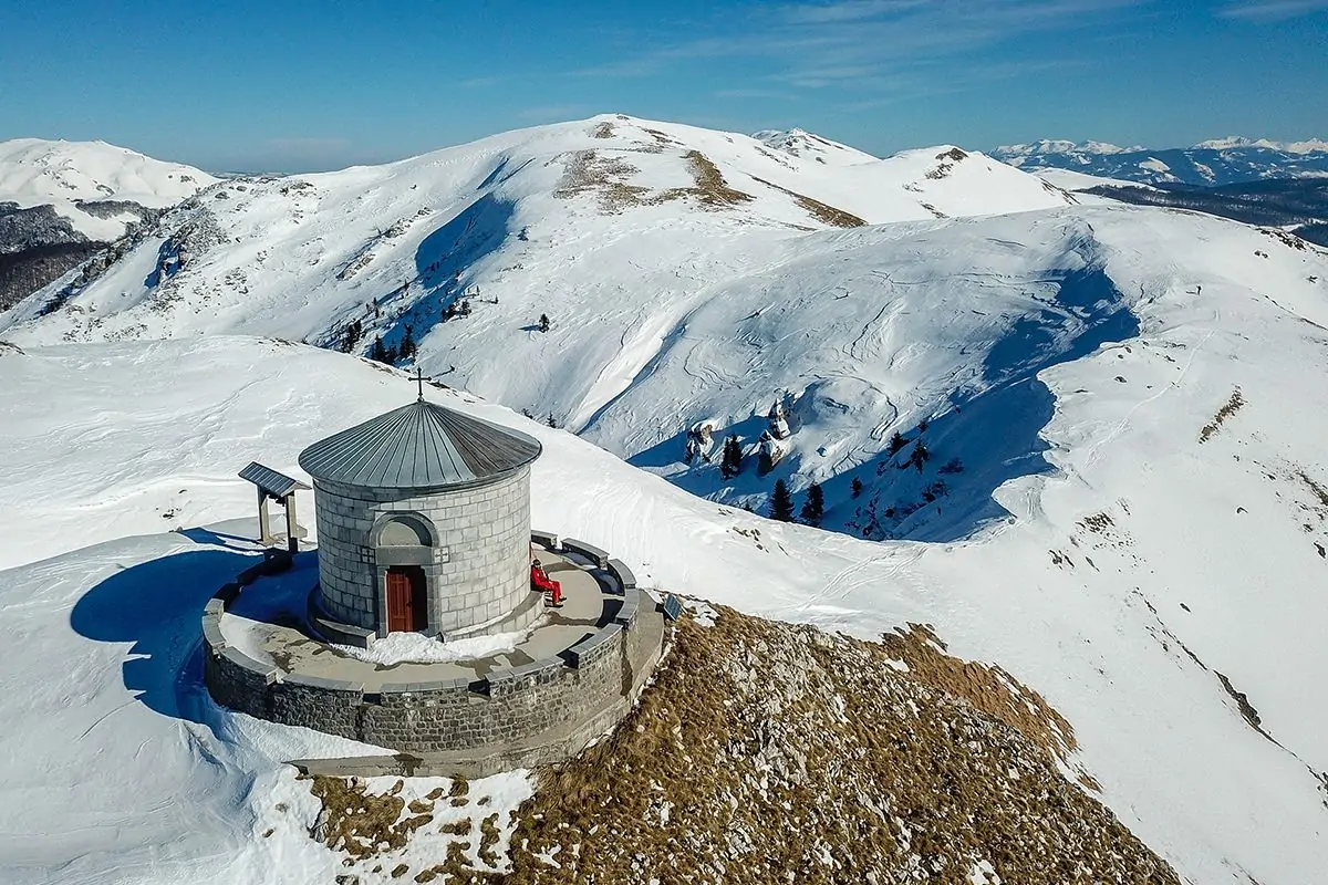 BJELASICA. KAPELA NA BIKOVAČI