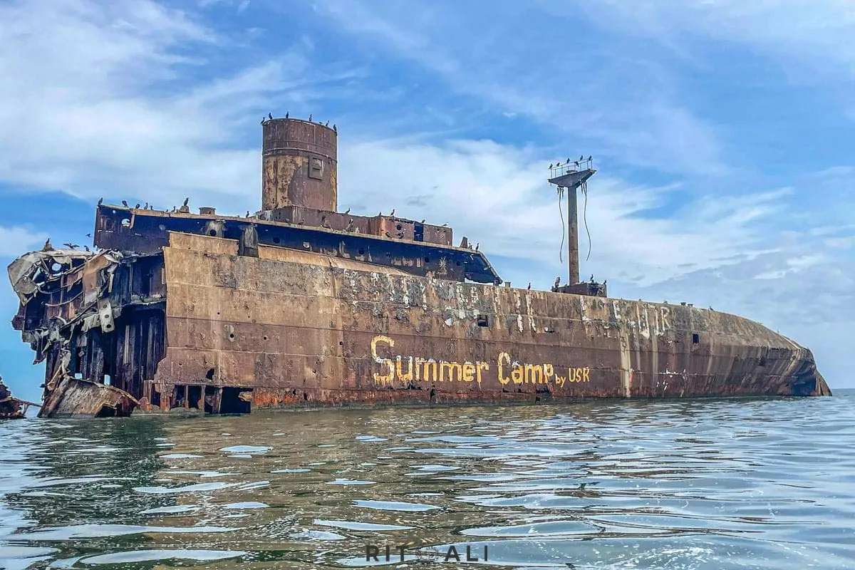 OLUPINA BRODA EVANGELIA . SELO COSTINESTI