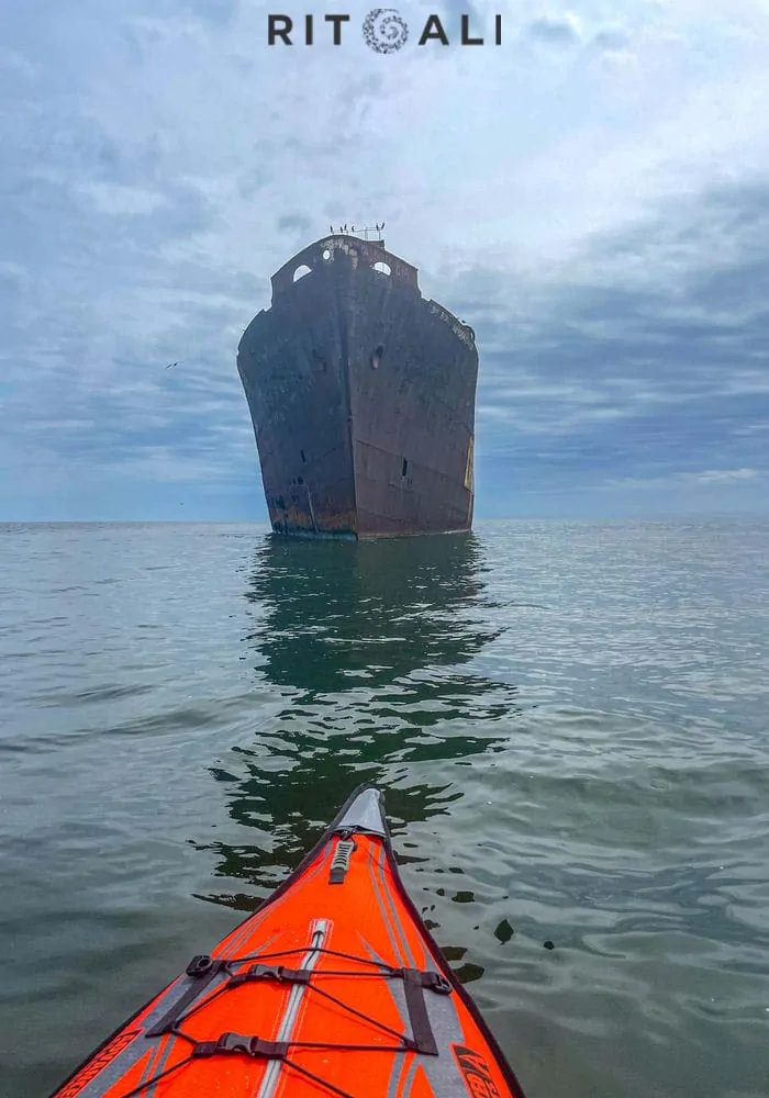 OLUPINA BRODA EVANGELIA . SELO COSTINESTI