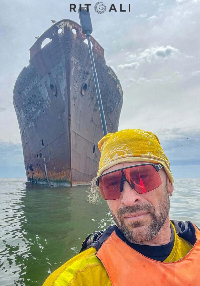 OLUPINA BRODA EVANGELIA . SELO COSTINESTI