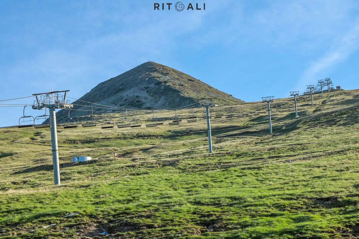 ZEMLJA IZNAD PLANINA. TRANSALPINA BICIKLOM.